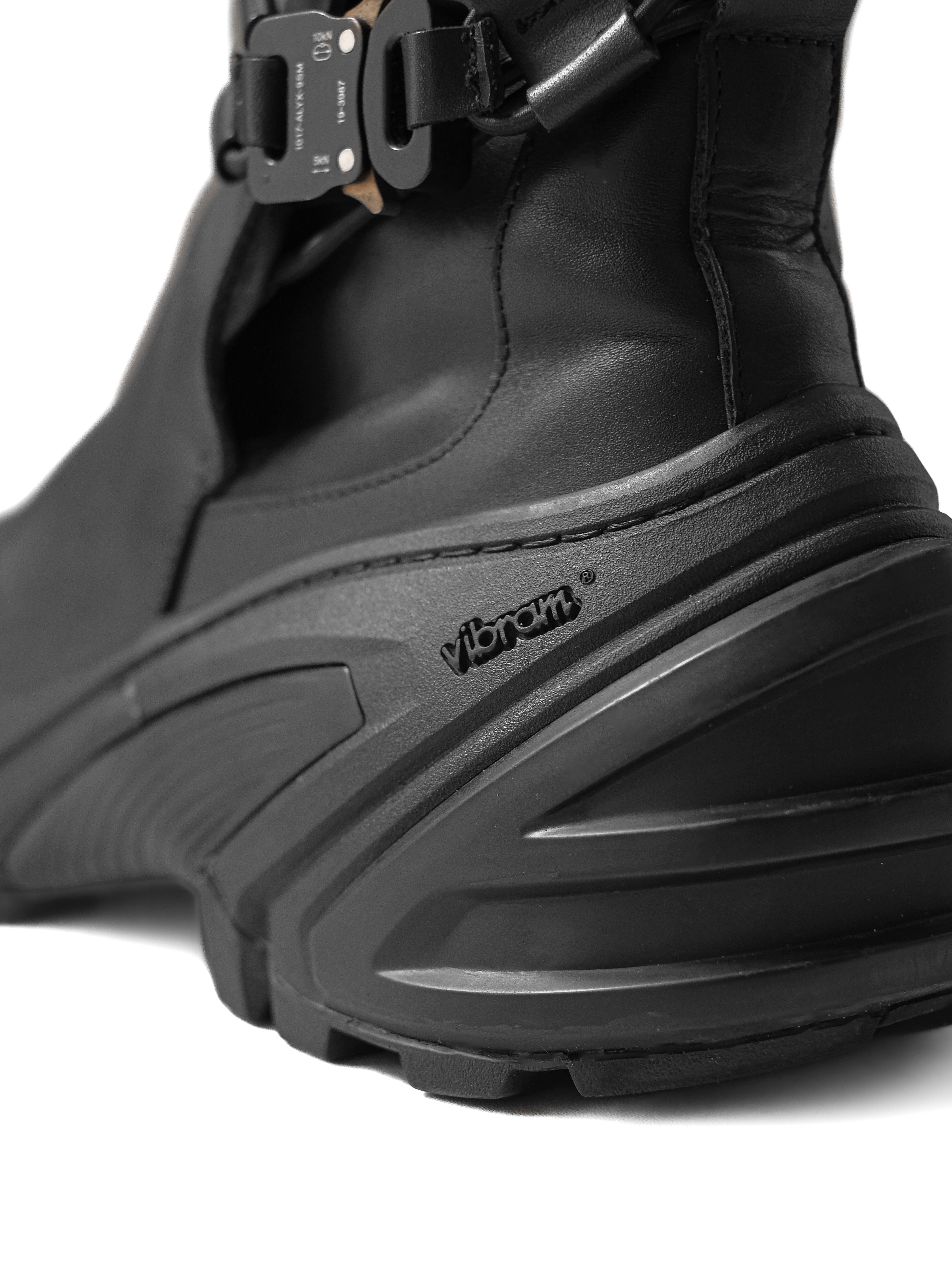 1017 ALYX 9SM BUCKLE BOOTS
