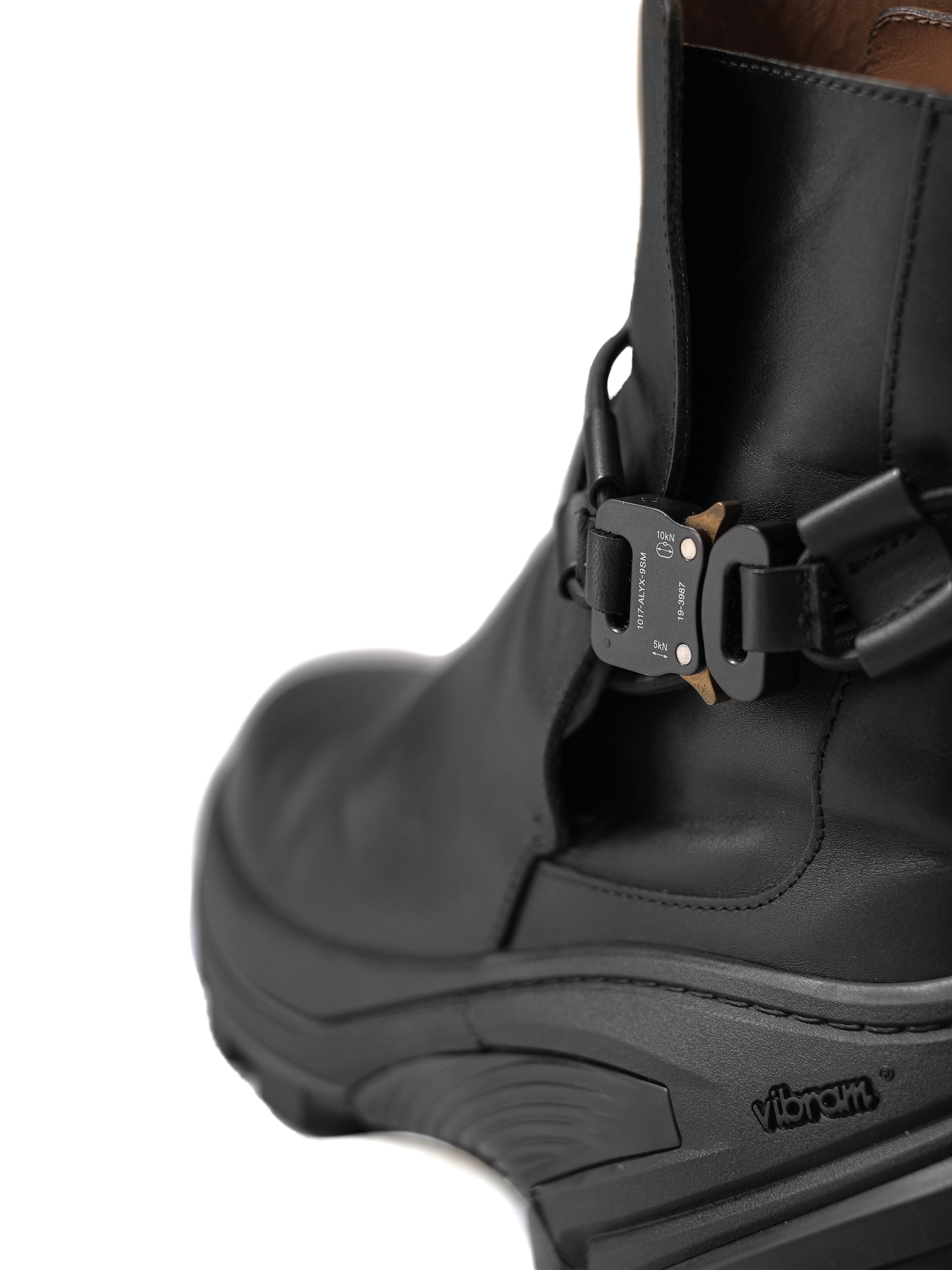 1017 ALYX 9SM BUCKLE BOOTS