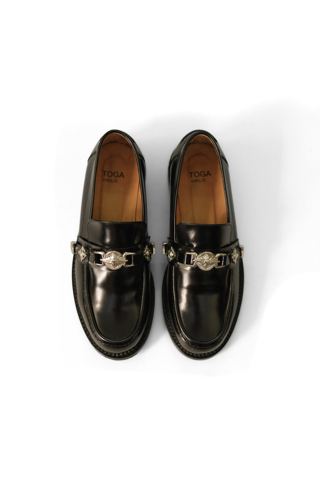 TOGA VIRILIS LOGO ENGRAVED LEATHER LOAFER