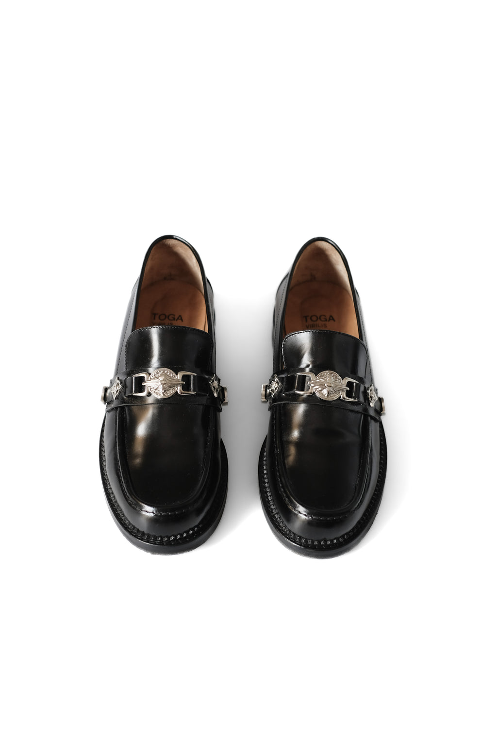 TOGA VIRILIS LOGO ENGRAVED LEATHER LOAFER