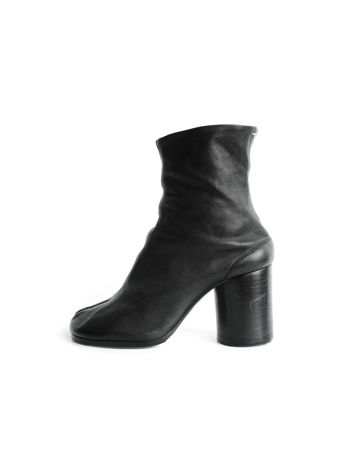 MAISON MARGIELA BLACK LEATHER TABI BOOTS 8CM HEELS