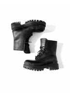 BALENCIAGA STRIKE ZIPPER BOOTS 2022